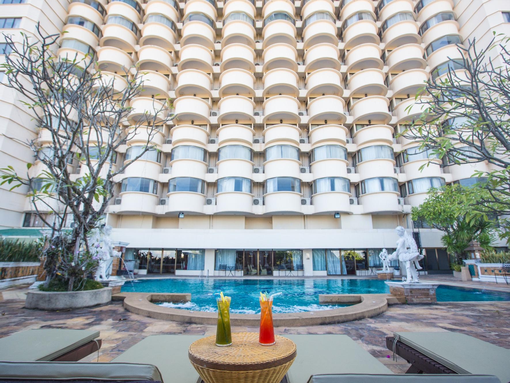 Furama Chiang Mai Hotell Eksteriør bilde